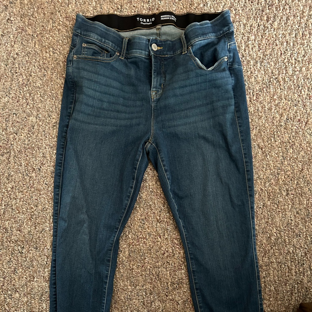 Torrid 18 Tall Bombshell skinny jeans